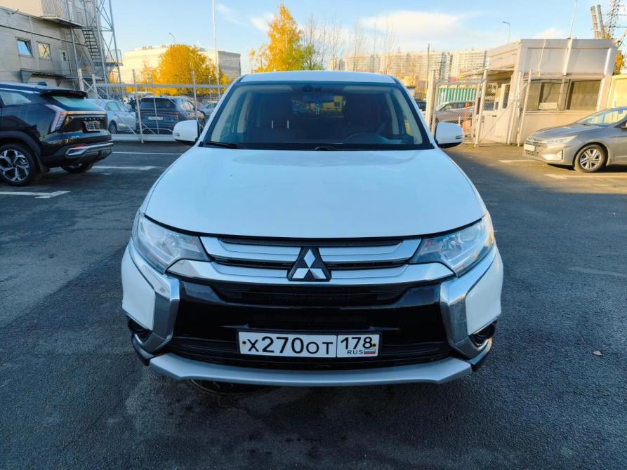 Mitsubishi Outlander III Рестайлинг 2 Санкт-Петербург  - изображение 2
