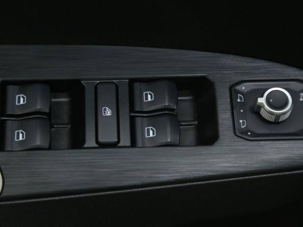 Haval Jolion I Рестайлинг с пробегом 2024 года, цена 1 928 000 рублей, 95500 км, внедорожник, Автокод Объявления