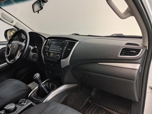 Mitsubishi Pajero Sport III с пробегом 2019 года, цена 2 800 000 рублей, 157706 км, внедорожник, Автокод Объявления
