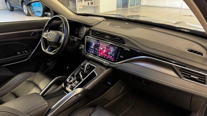 Geely Atlas Pro с пробегом 2023 года, цена 1 768 000 рублей, 101500 км, внедорожник, Автокод Объявления