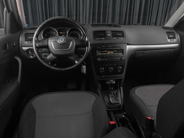 Skoda Yeti I с пробегом 2010 года, цена 719 000 рублей, 204803 км, внедорожник, Автокод Объявления
