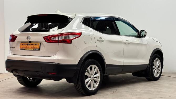 Nissan Qashqai II с пробегом 2016 года, цена 1 500 000 рублей, 73610 км, внедорожник, Автокод Объявления