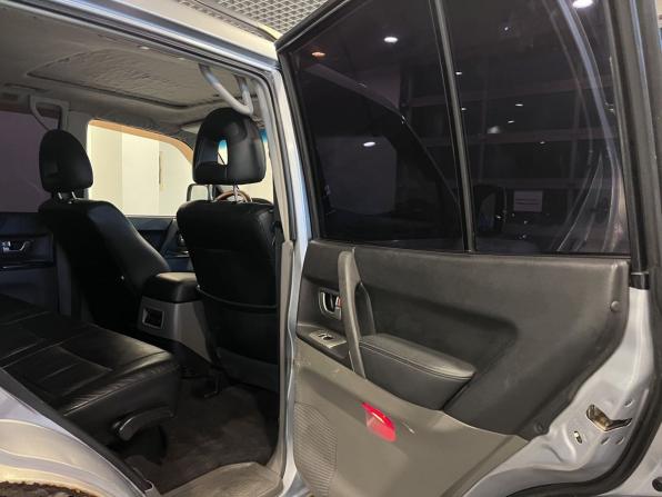 Mitsubishi Pajero III Рестайлинг с пробегом 2004 года, цена 679 000 рублей, 339857 км, внедорожник, Автокод Объявления