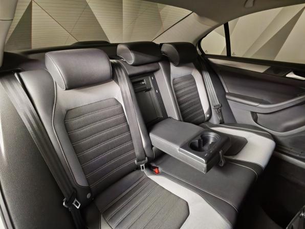 Volkswagen Jetta VI с пробегом 2012 года, цена 1 259 000 рублей, 38817 км, седан, Автокод Объявления
