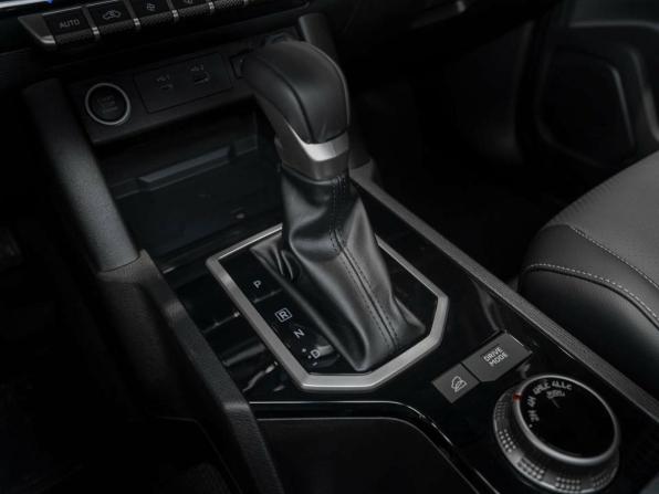Mitsubishi L200 VI с пробегом 2025 года, цена 5 300 000 рублей, 50 км, пикап, Автокод Объявления