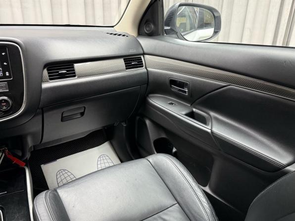 Mitsubishi Outlander III Рестайлинг 3 с пробегом 2019 года, цена 2 149 000 рублей, 108825 км, внедорожник, Автокод Объявления