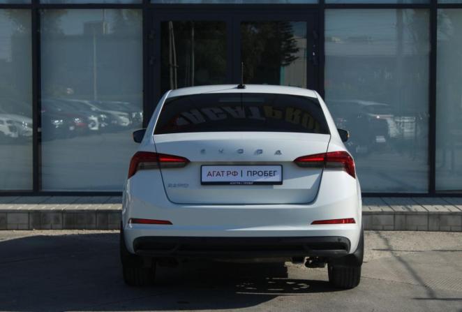 Skoda Rapid I Рестайлинг с пробегом 2020 года, цена 1 671 000 рублей, 102365 км, лифтбек, Автокод Объявления