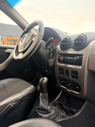 Renault Logan I Рестайлинг с пробегом 2012 года, цена 385 000 рублей, 230000 км, седан, Автокод Объявления