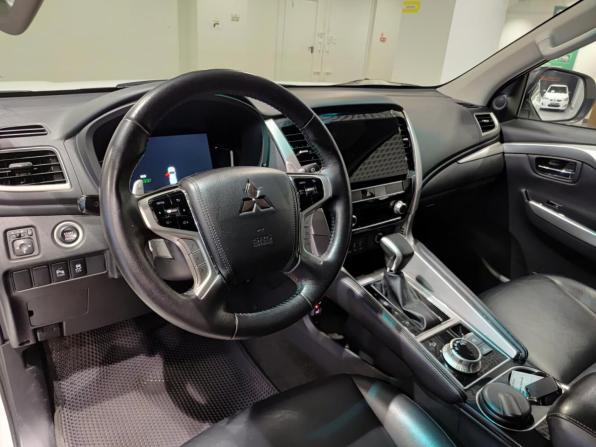 Mitsubishi Montero Sport III Рестайлинг с пробегом 2022 года, цена 4 400 000 рублей, 69191 км, внедорожник, Автокод Объявления