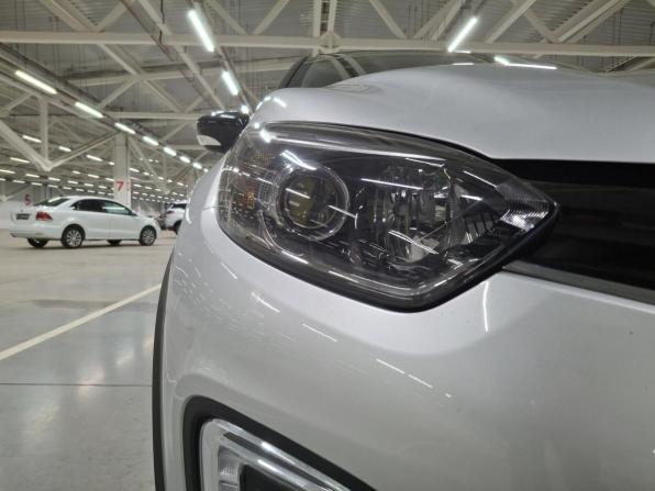Renault Kaptur I с пробегом 2016 года, цена 1 396 000 рублей, 121001 км, внедорожник, Автокод Объявления