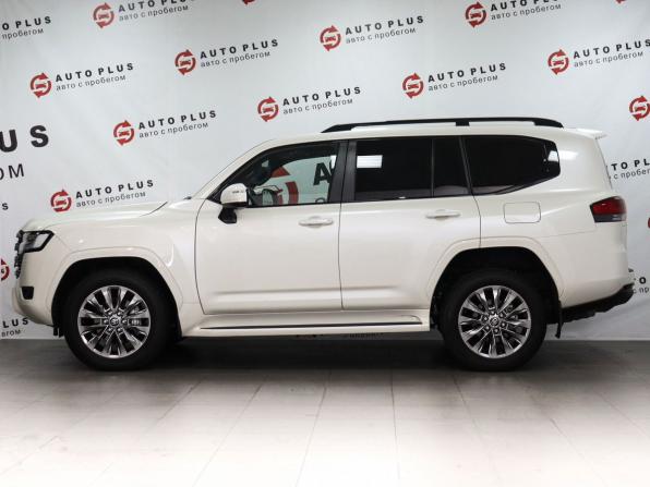Toyota Land Cruiser 300 Series с пробегом 2022 года, цена 12 490 000 рублей, 19200 км, внедорожник, Автокод Объявления