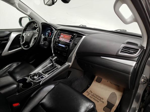Mitsubishi Pajero Sport III с пробегом 2019 года, цена 2 913 700 рублей, 99908 км, внедорожник, Автокод Объявления