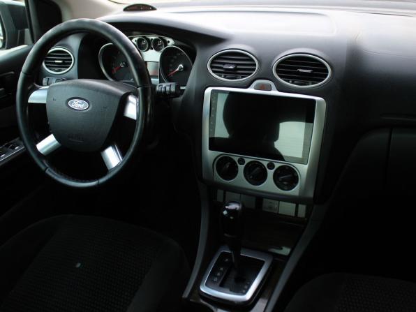 Ford Focus II Рестайлинг с пробегом 2009 года, цена 609 000 рублей, 279901 км, седан, Автокод Объявления