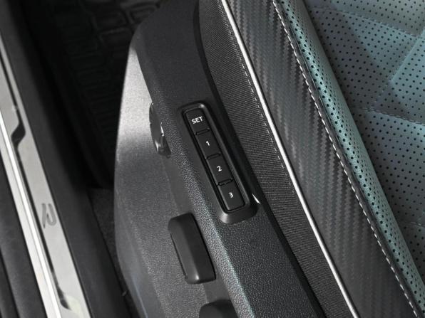 Volkswagen Tayron I Рестайлинг с пробегом 2024 года, цена 4 159 000 рублей, 37513 км, внедорожник, Автокод Объявления