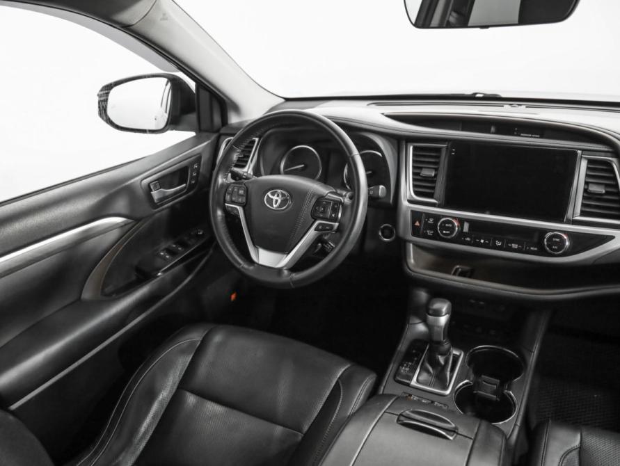 Toyota Highlander III (XU50) Рестайлинг Санкт-Петербург  - изображение 10