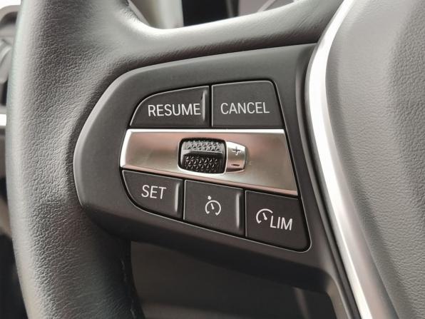 BMW 3 серии VII (G2x) с пробегом 2021 года, цена 3 299 000 рублей, 50079 км, седан, Автокод Объявления
