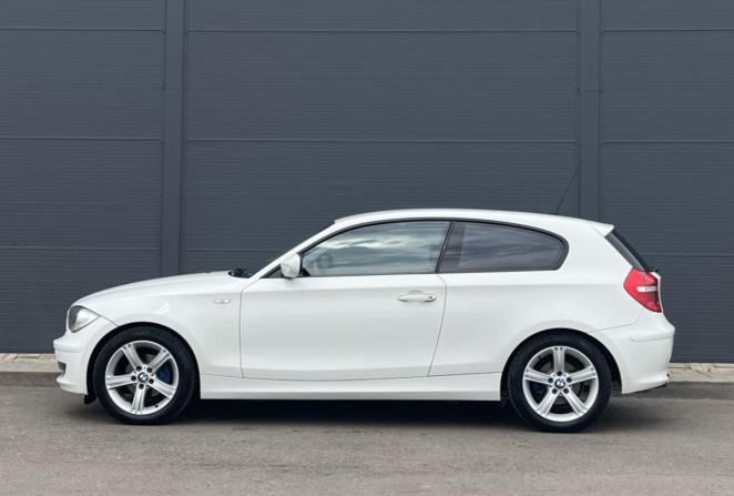 BMW 1 серии I (E81/E82/E87/E88) Рестайлинг с пробегом 2011 года, цена 750 000 рублей, 226397 км, хэтчбек, Автокод Объявления