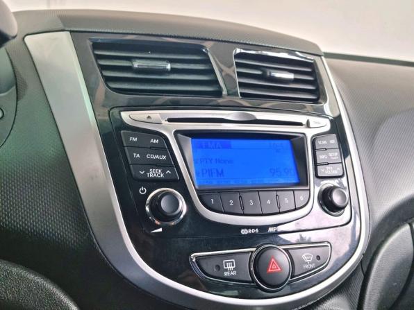 Hyundai Solaris I с пробегом 2011 года, цена 599 000 рублей, 138335 км, седан, Автокод Объявления