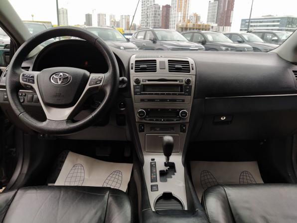 Toyota Avensis III с пробегом 2010 года, цена 1 080 000 рублей, 232000 км, седан, Автокод Объявления