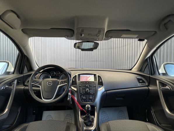 Opel Astra J с пробегом 2011 года, цена 507 000 рублей, 183102 км, хэтчбек, Автокод Объявления
