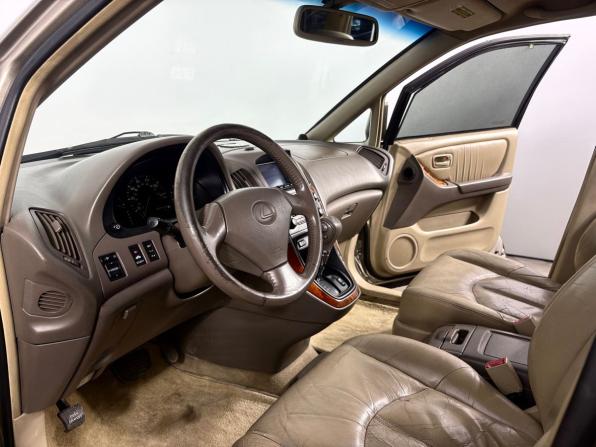 Lexus RX I с пробегом 2000 года, цена 650 000 рублей, 194388 км, внедорожник, Автокод Объявления