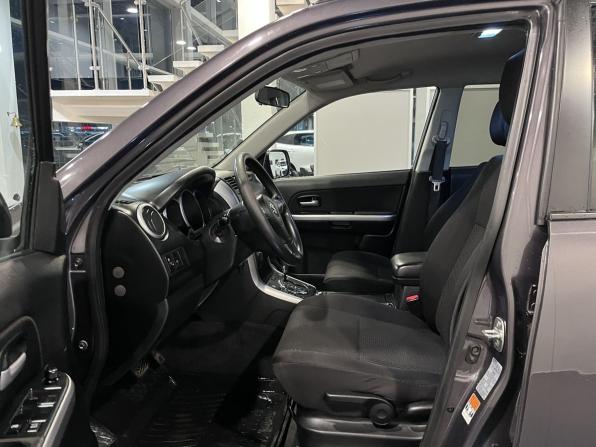 Suzuki Grand Vitara II Рестайлинг с пробегом 2010 года, цена 1 100 000 рублей, 198025 км, внедорожник, Автокод Объявления