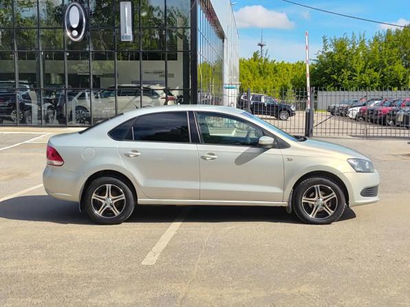 Volkswagen Polo V с пробегом 2013 года, цена 640 000 рублей, 208382 км, седан, Автокод Объявления