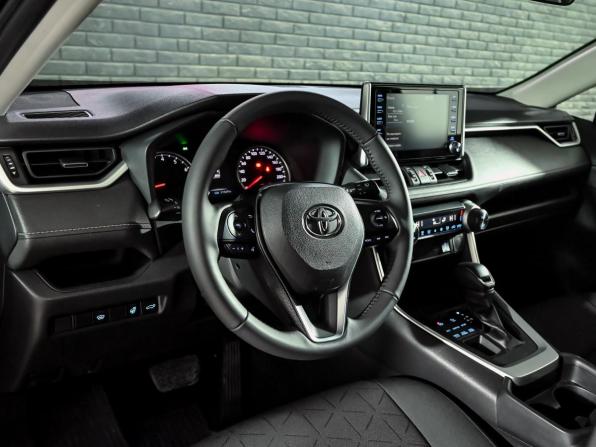 Toyota RAV4 V (XA50) с пробегом 2020 года, цена 3 640 000 рублей, 51568 км, внедорожник, Автокод Объявления