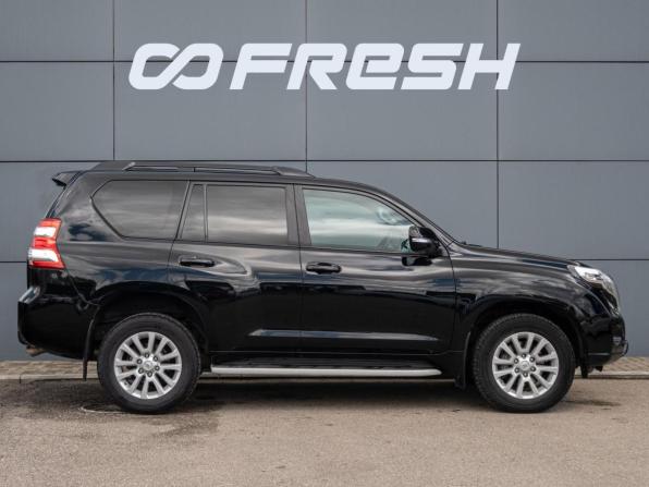 Toyota Land Cruiser Prado 150 Series Рестайлинг 1 с пробегом 2016 года, цена 3 550 000 рублей, 205875 км, внедорожник, Автокод Объявления