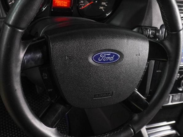 Ford Focus II Рестайлинг с пробегом 2008 года, цена 599 000 рублей, 258525 км, хэтчбек, Автокод Объявления