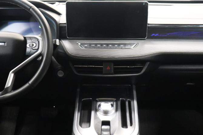 Haval Jolion I Рестайлинг с пробегом 2025 года, цена 2 313 000 рублей, 23559 км, внедорожник, Автокод Объявления