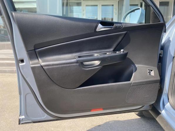 Volkswagen Passat B6 с пробегом 2010 года, цена 835 000 рублей, 282000 км, седан, Автокод Объявления