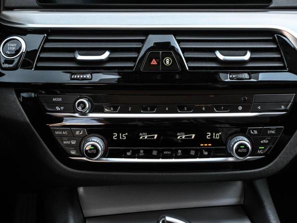 BMW 5 серии VII (G30/G31/G38) с пробегом 2019 года, цена 3 099 000 рублей, 153993 км, седан, Автокод Объявления