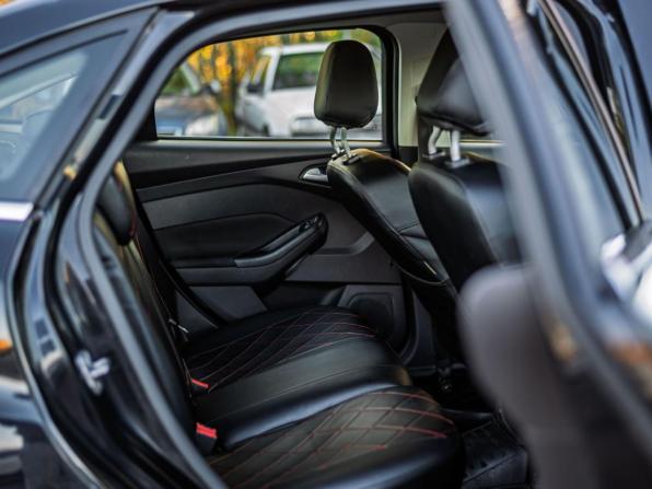 Ford Focus III с пробегом 2013 года, цена 699 000 рублей, 250088 км, хэтчбек, Автокод Объявления