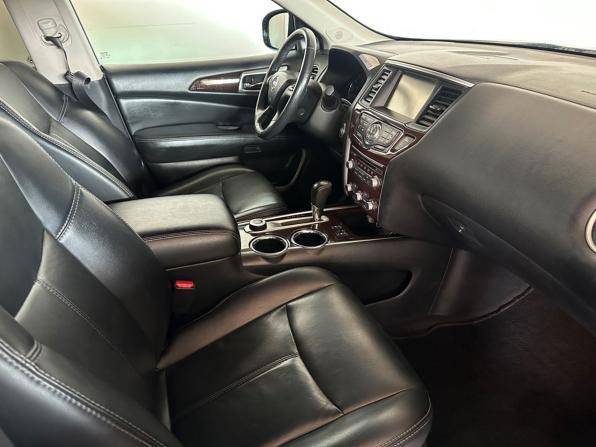 Nissan Pathfinder IV с пробегом 2015 года, цена 1 835 000 рублей, 163015 км, внедорожник, Автокод Объявления