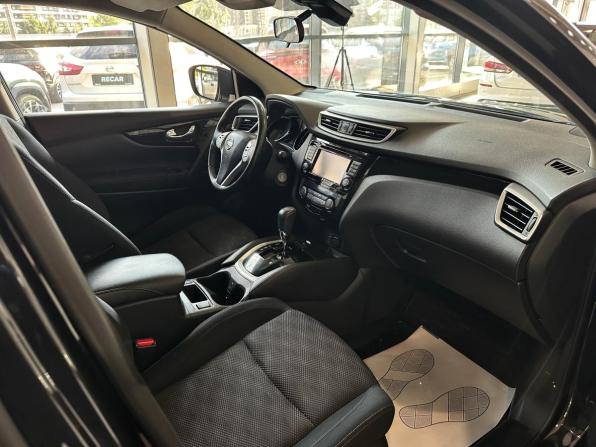 Nissan Qashqai II с пробегом 2017 года, цена 1 680 000 рублей, 131122 км, внедорожник, Автокод Объявления