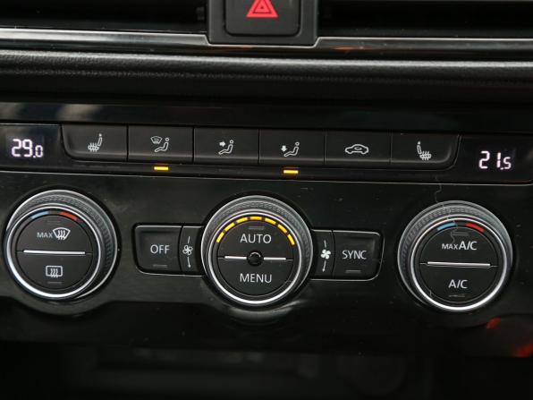 Volkswagen Taos I с пробегом 2021 года, цена 2 255 000 рублей, 100000 км, внедорожник, Автокод Объявления