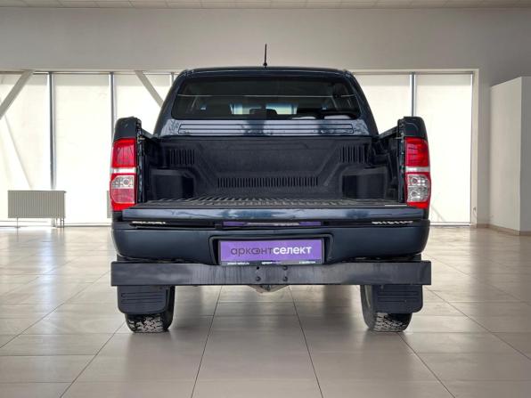 Toyota Hilux VII Рестайлинг с пробегом 2015 года, цена 2 450 000 рублей, 229823 км, пикап, Автокод Объявления