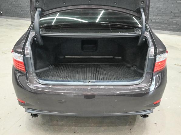 Lexus ES VI с пробегом 2013 года, цена 2 250 000 рублей, 265029 км, седан, Автокод Объявления