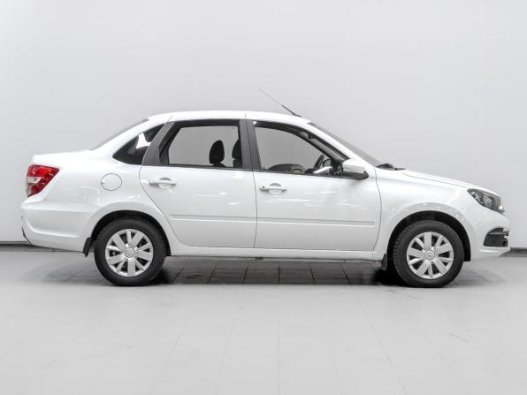 Lada (ВАЗ) Granta I Рестайлинг с пробегом 2022 года, цена 640 000 рублей, 63440 км, седан, Автокод Объявления