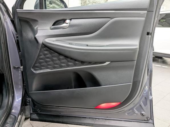 Hyundai Santa Fe IV Рестайлинг с пробегом 2022 года, цена 4 400 000 рублей, 41762 км, внедорожник, Автокод Объявления