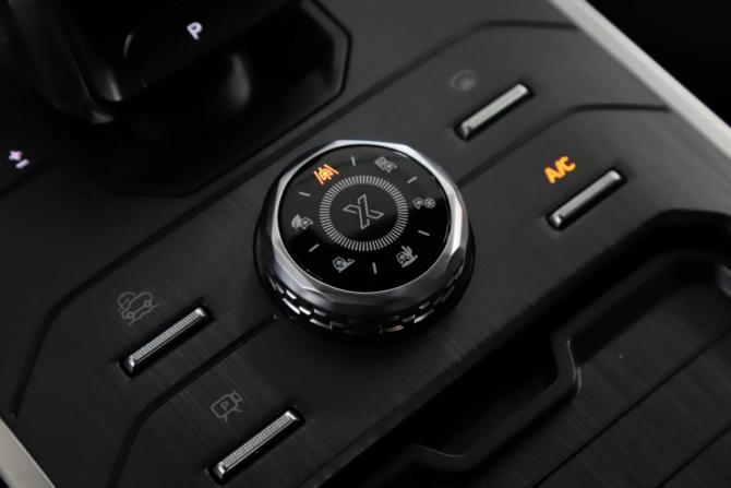 JETOUR T2 с пробегом 2024 года, цена 3 179 900 рублей, 38500 км, внедорожник, Автокод Объявления