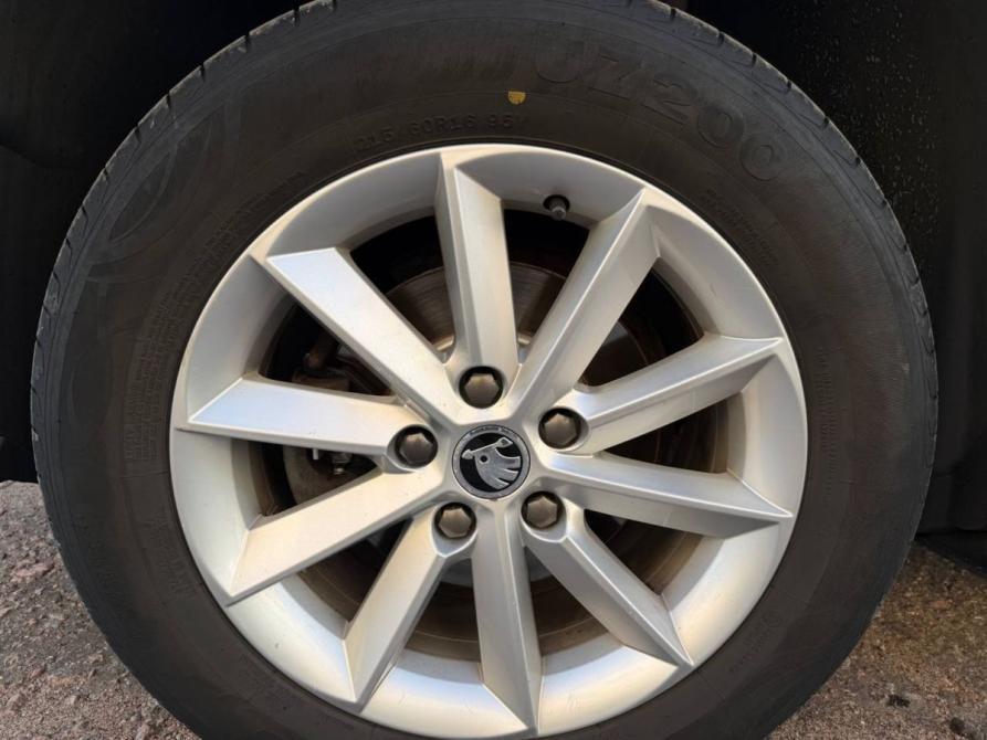 Skoda Yeti I Рестайлинг Тверь  - изображение 18