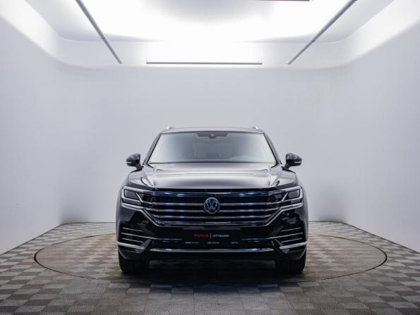 Volkswagen Touareg III с пробегом 2021 года, цена 6 521 000 рублей, 56606 км, внедорожник, Автокод Объявления