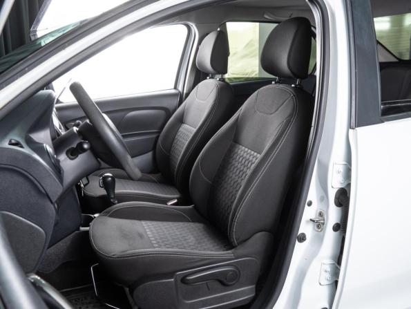 Renault Logan II с пробегом 2017 года, цена 870 000 рублей, 122238 км, седан, Автокод Объявления