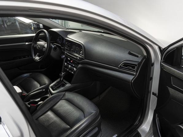 Hyundai Elantra VI (AD) Рестайлинг с пробегом 2019 года, цена 1 500 000 рублей, 113639 км, седан, Автокод Объявления