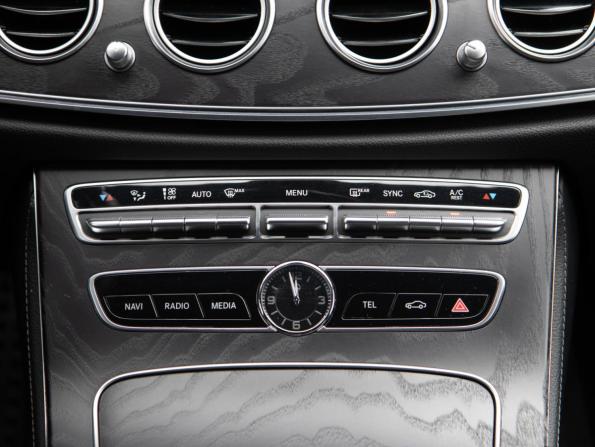 Mercedes-Benz E-Класс V (W213 S213 C238) с пробегом 2020 года, цена 3 048 000 рублей, 141819 км, седан, Автокод Объявления