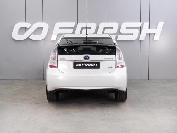 Toyota Prius III (XW30) с пробегом 2009 года, цена 1 010 000 рублей, 242544 км, лифтбек, Автокод Объявления