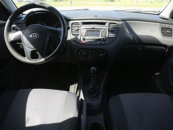 Kia Rio II Рестайлинг с пробегом 2011 года, цена 355 000 рублей, 180000 км, хэтчбек, Автокод Объявления