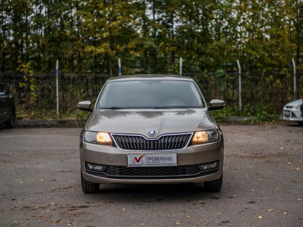 Skoda Rapid I Рестайлинг с пробегом 2019 года, цена 1 350 000 рублей, 55103 км, лифтбек, Автокод Объявления